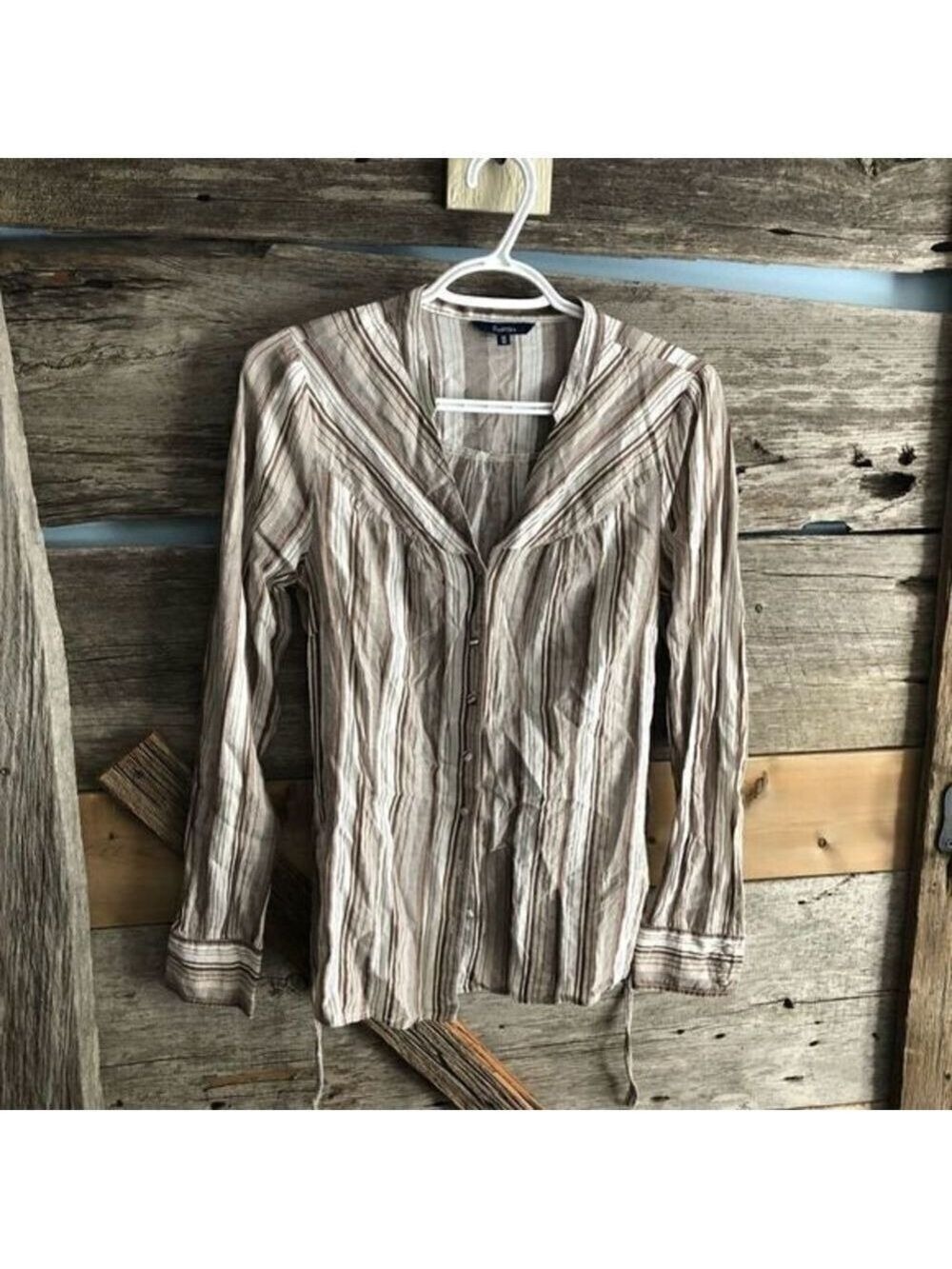 REITMANS size Med Tan striped button down blouse - Picture 1 of 5